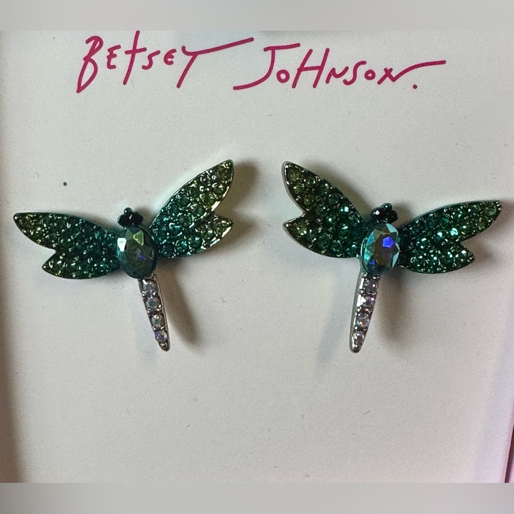 Betsey Johnson Glittering Green Dragonfly Earrings - Picture 2 of 4
